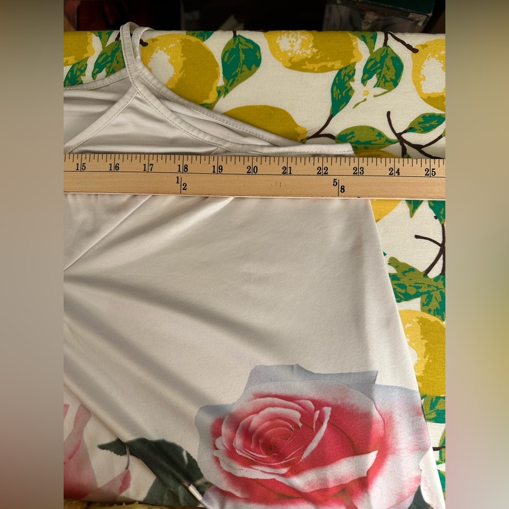 Rosegal Roses Tunic Tank Top - Picture 5 of 6